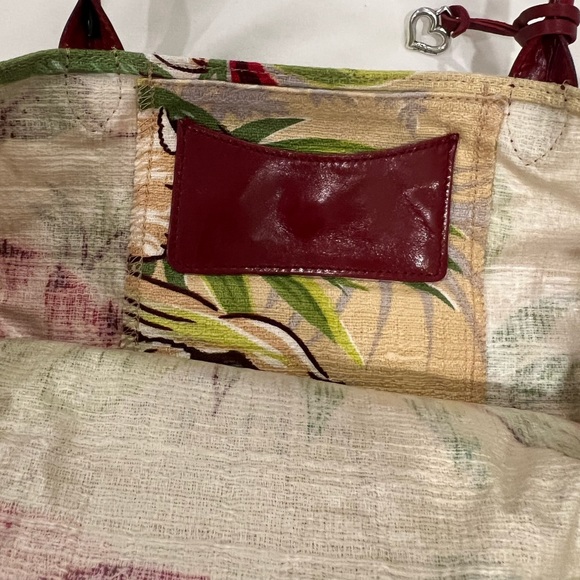 Brighton Tote - Picture 2 of 6